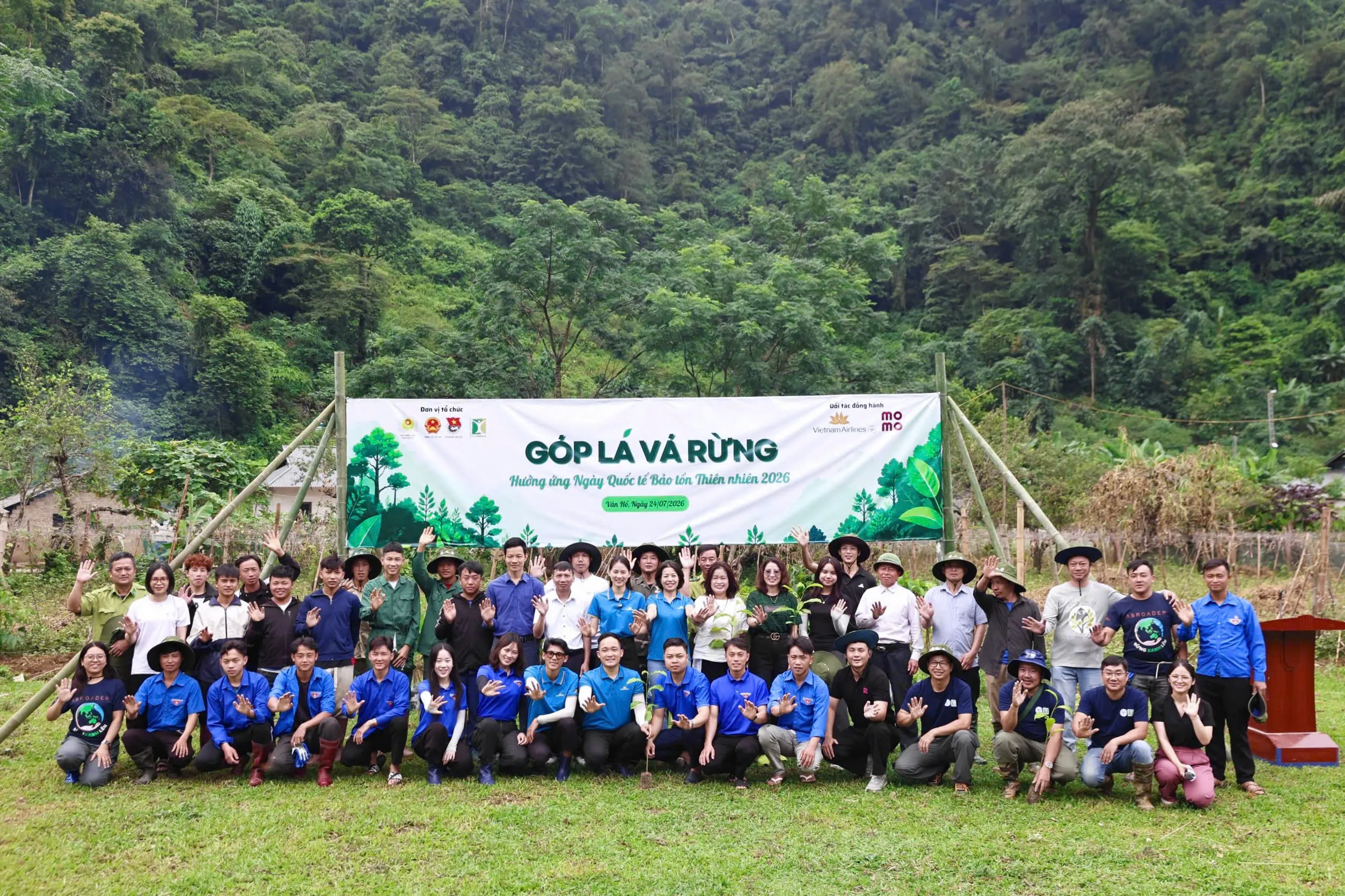 -tiep-hang-dong-hanh-cung-chuong-trinh-khoi-phuc-rung-tu-nhien-gop-phan-bao-ton-da-dang-sinh-hoc-va-thuc-day-cac-hoat-dong-phat-trien