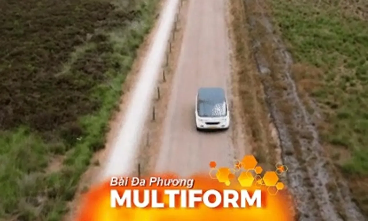 Hà Lan: Nhóm sinh viên ra mắt xe cứu thương chạy bằng năng lượng mặt trời