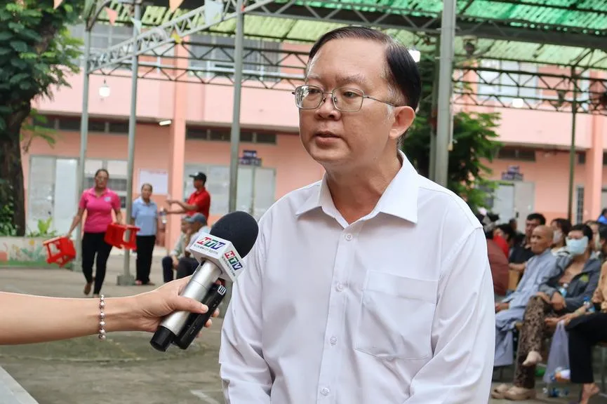 Ông Trần Hữu Nghĩa, ủy viên ban thường vụ Đảng ủy, chủ tịch UB MTTQ Việt Nam Xã Tân Vĩnh Lộc - Ảnh: Kim Anh