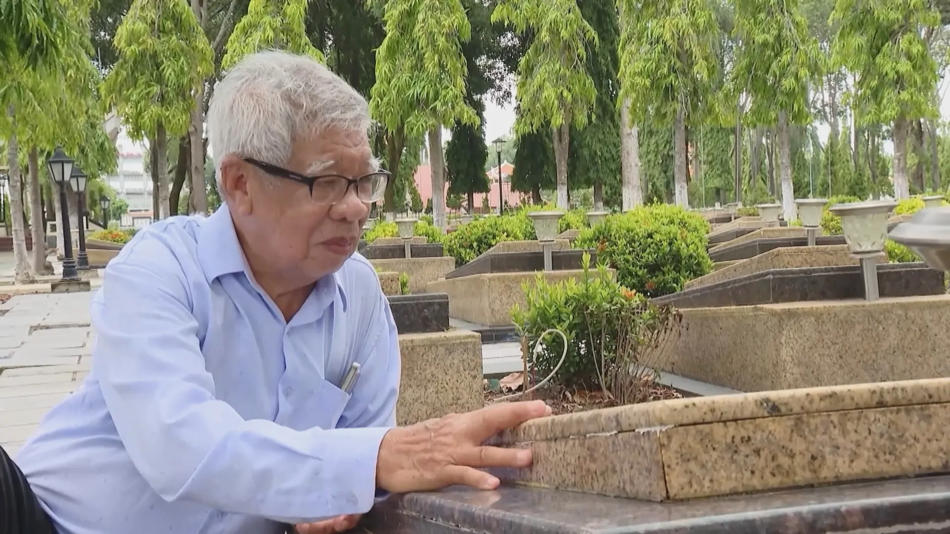 Các cựu chiến binh trở lại Di tích lịch sử quốc gia E33, tiếp nối hành trình tìm kiếm đồng đội