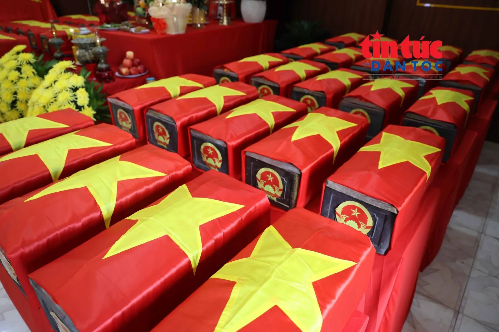 Tính đến hết ngày 27/7, lực lượng tìm kiếm, quy tập hài cốt liệt sĩ đã phát hiện và tiến hành quy tập được 125 hài cốt liệt sĩ và 5 bộ tập thể.