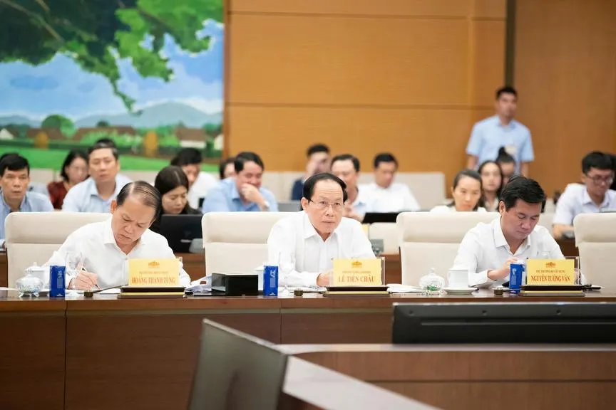 lanh-dao-1785209335462528523476_20260728195210