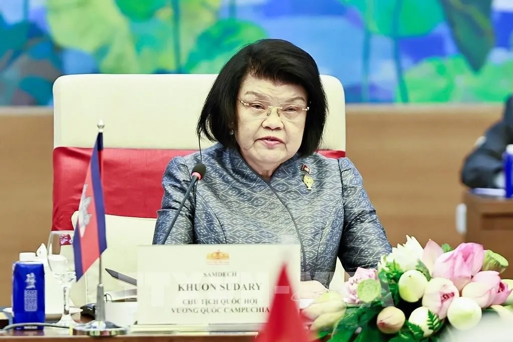 Chủ tịch Quốc hội Trần Thanh Mẫn hội đàm với Chủ tịch Quốc hội Campuchia Khuon Sudary - Ảnh 2
