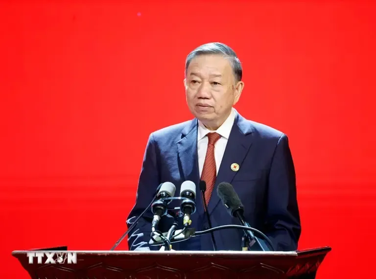 Tổng Bí thư, Chủ tịch nước Chuyển từ cứu trợ tình thế sang chủ động phòng ngừa - Ảnh 1