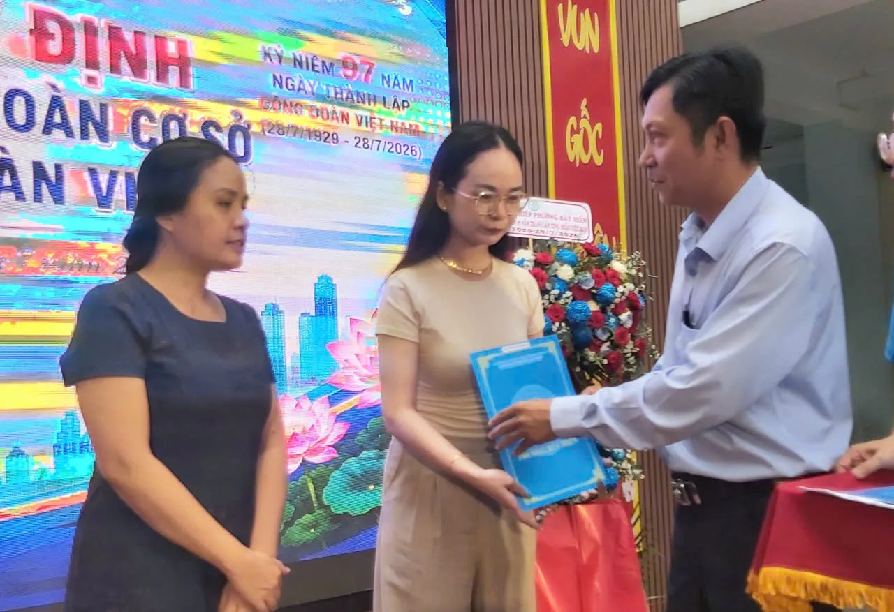 Trao quyet dinh
