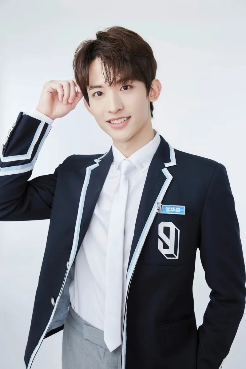 voh-tieu-su-thuong-hoa-sam-6