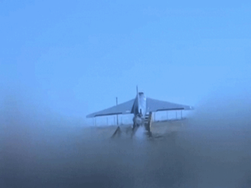 CENTCOM cho biết các nhóm này đã thực hiện hơn 30 vụ tấn công bằng máy bay không người lái. Những vụ tấn công này diễn ra trong 72 giờ qua do Lực lượng Vệ binh Cách mạng Hồi giáo Iran chỉ đạo