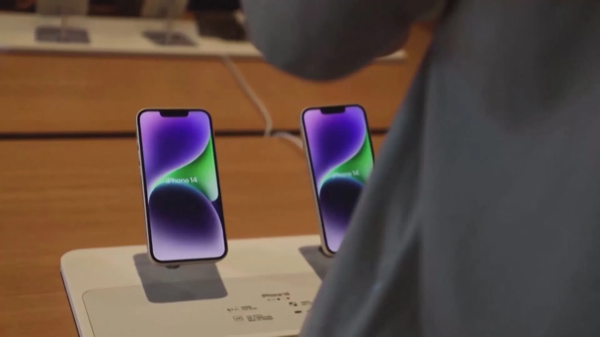 Phiên bản Siri mới cũng sẽ được phát hành vào mùa thu năm nay cùng các iPhone mới