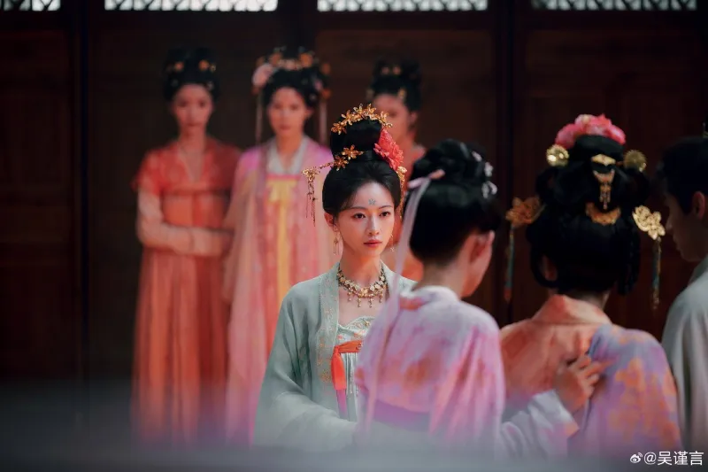 voh-chien-than-bao-thu-ngo-can-ngon-tai-xuat-2