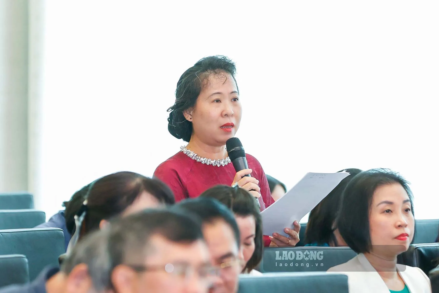 Đề nghị Quốc hội giám sát, làm rõ trách nhiệm bộ, ngành về vàng miếng - Ảnh 2. Đề nghị Quốc hội giám sát, làm rõ trách nhiệm bộ, ngành về vàng miếng - Ảnh 2.