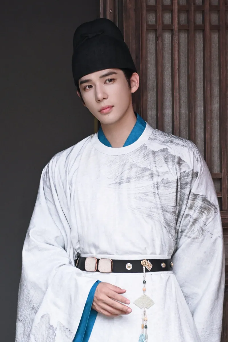 voh-dan-dien-vien-nhat-niem-giang-nam-21