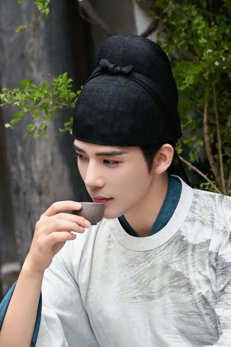 voh-dan-dien-vien-nhat-niem-giang-nam-22