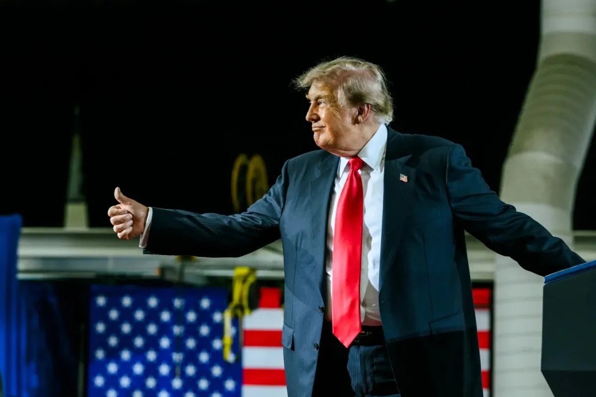 Ông Trump công bố thỏa thuận giải giáp nhóm Hamas - Ảnh 1.