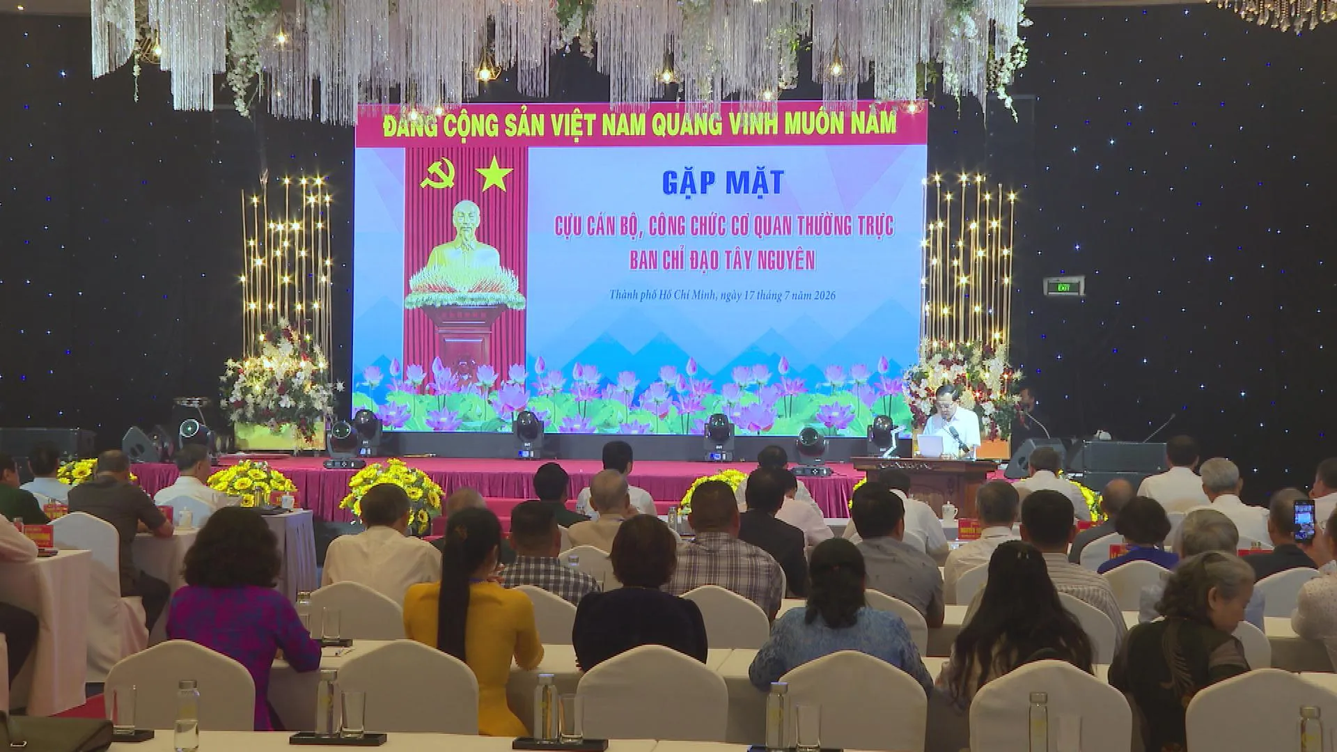 Tổng Bí thư, Chủ tịch nước Tô Lâm dự gặp mặt cựu cán bộ Ban Chỉ đạo Tây Nguyên - Ảnh 1.