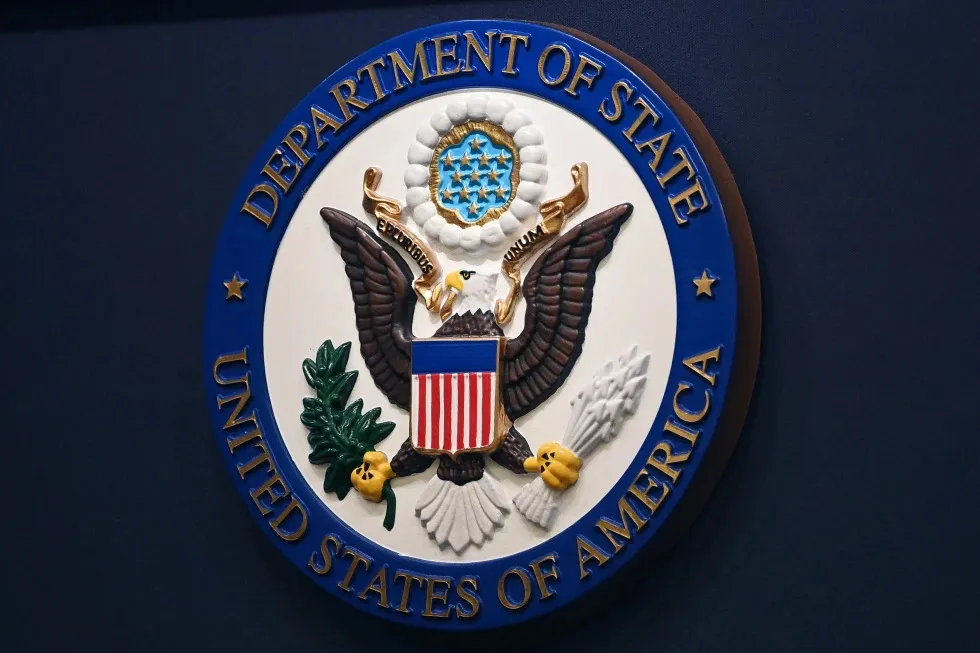 Mỹ siết visa, yêu cầu một số trường hợp phải đặt cọc 20.000 USD - Ảnh 3.