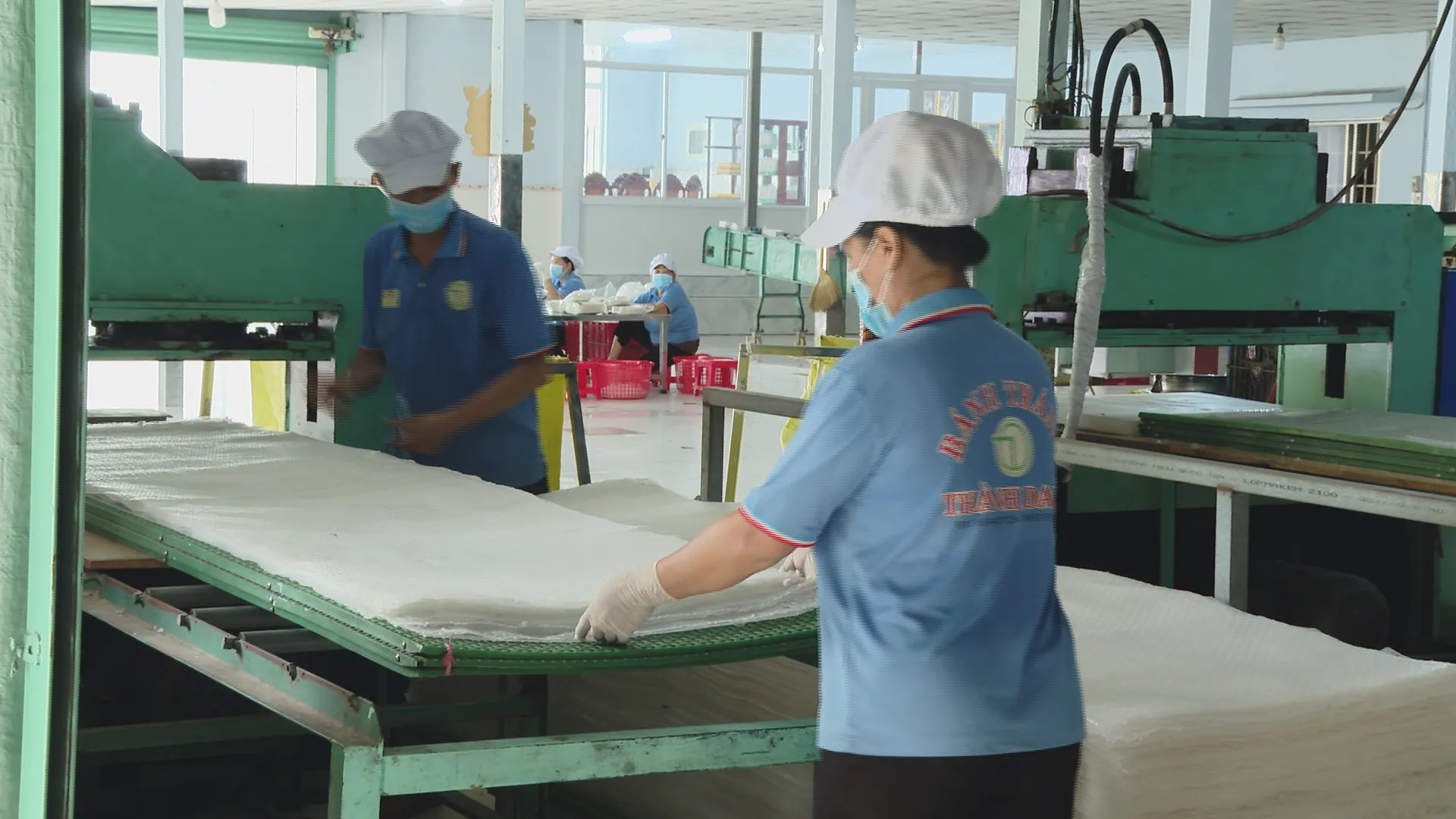 Nỗ lực nâng tầm và phát triển bền vững các sản phẩm OCOP tại TP. Hồ Chí Minh - Ảnh 3. Nỗ lực nâng tầm và phát triển bền vững các sản phẩm OCOP tại TP. Hồ Chí Minh - Ảnh 3.