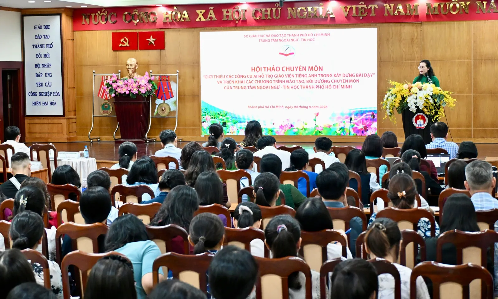 Giáo viên TPHCM đổi mới dạy và học tiếng Anh cùng AI