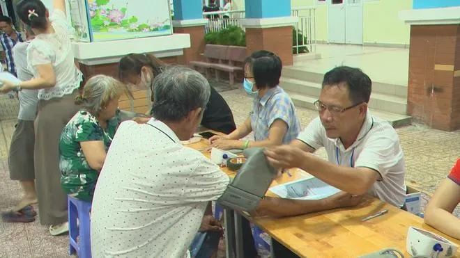 TP. Hồ Chí Minh Mỗi lực lượng một phần việc, cùng chăm lo sức khỏe người dân - Ảnh 3