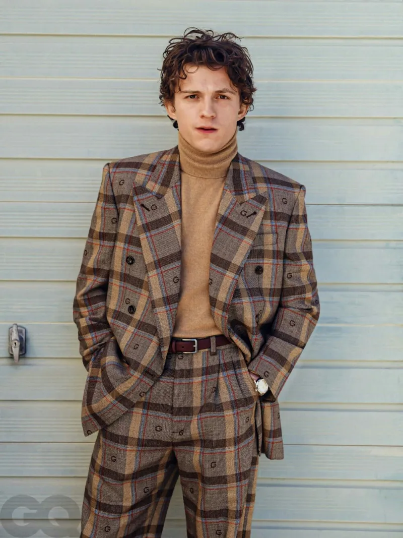 voh-tieu-su-tom-holland-18