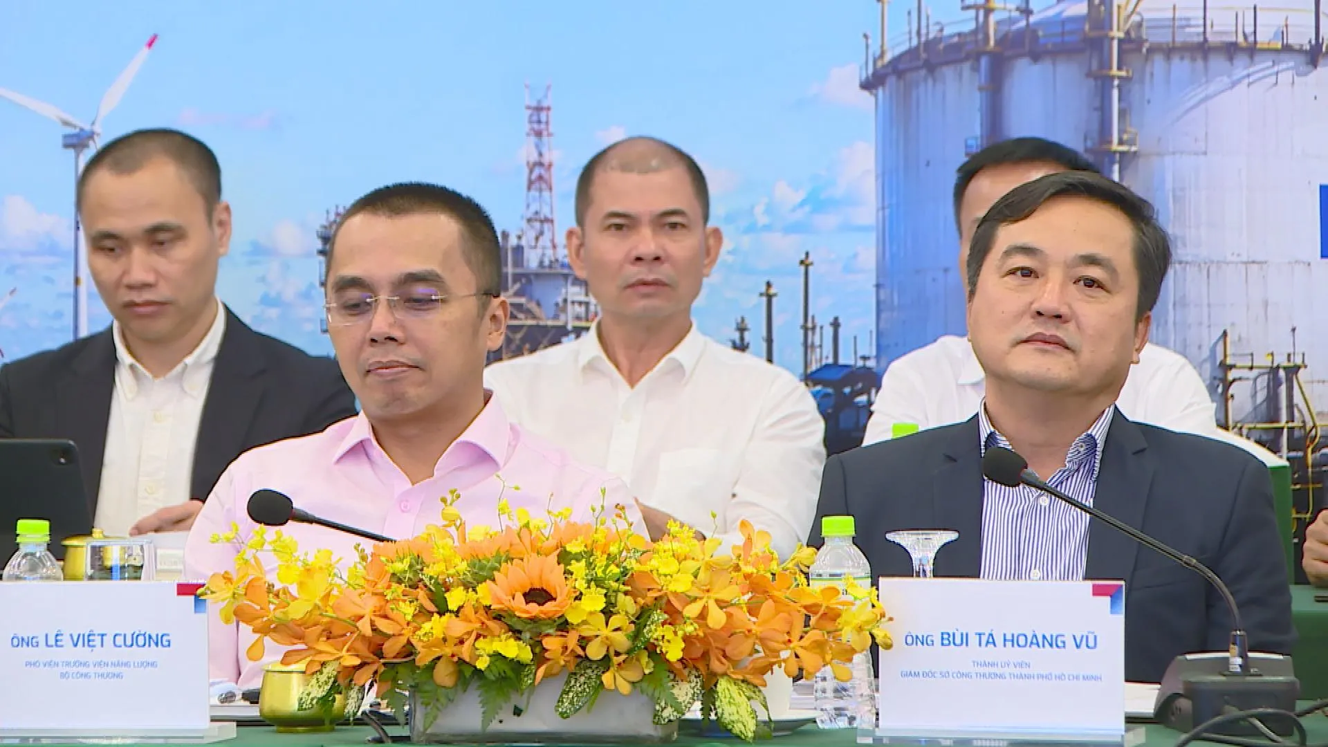 Đề xuất xây dựng Trung tâm công nghiệp năng lượng quốc gia tại TP. Hồ Chí Minh - Ảnh 2. Đề xuất xây dựng Trung tâm công nghiệp năng lượng quốc gia tại TP. Hồ Chí Minh - Ảnh 2.