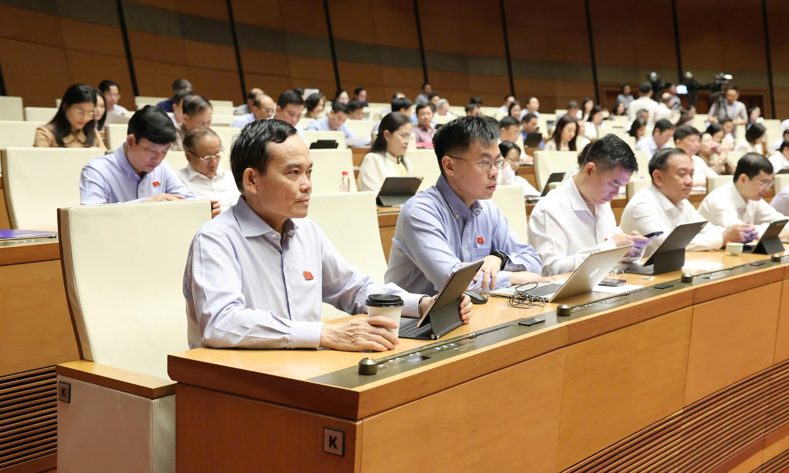 Chính phủ trình Quốc hội về việc thành lập thành phố Quảng Ninh và thành phố Bắc Ninh