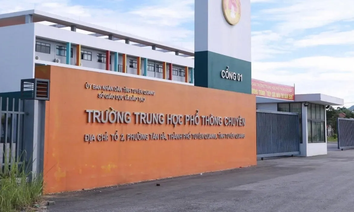 Bộ Giáo dục và Đào tạo hướng dẫn thi lại cho thí sinh Điểm thi Trường THPT chuyên Tuyên Quang