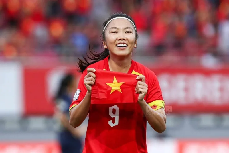 huynh-nhu-viet-nam