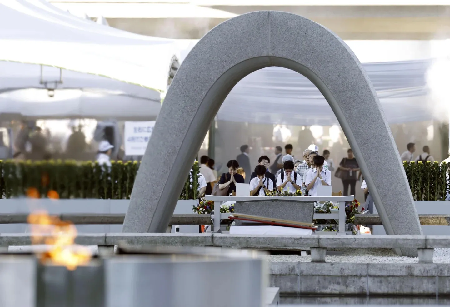 Nhật Bản tưởng niệm 81 năm vụ ném bom nguyên tử ở Hiroshima- Ảnh 2.