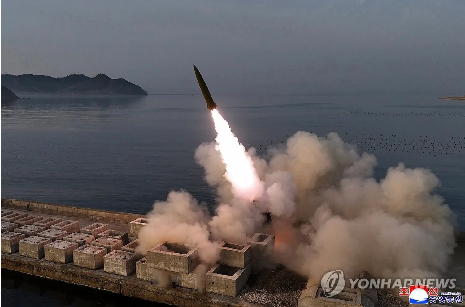 tenluatrieutien_yonhap-2112