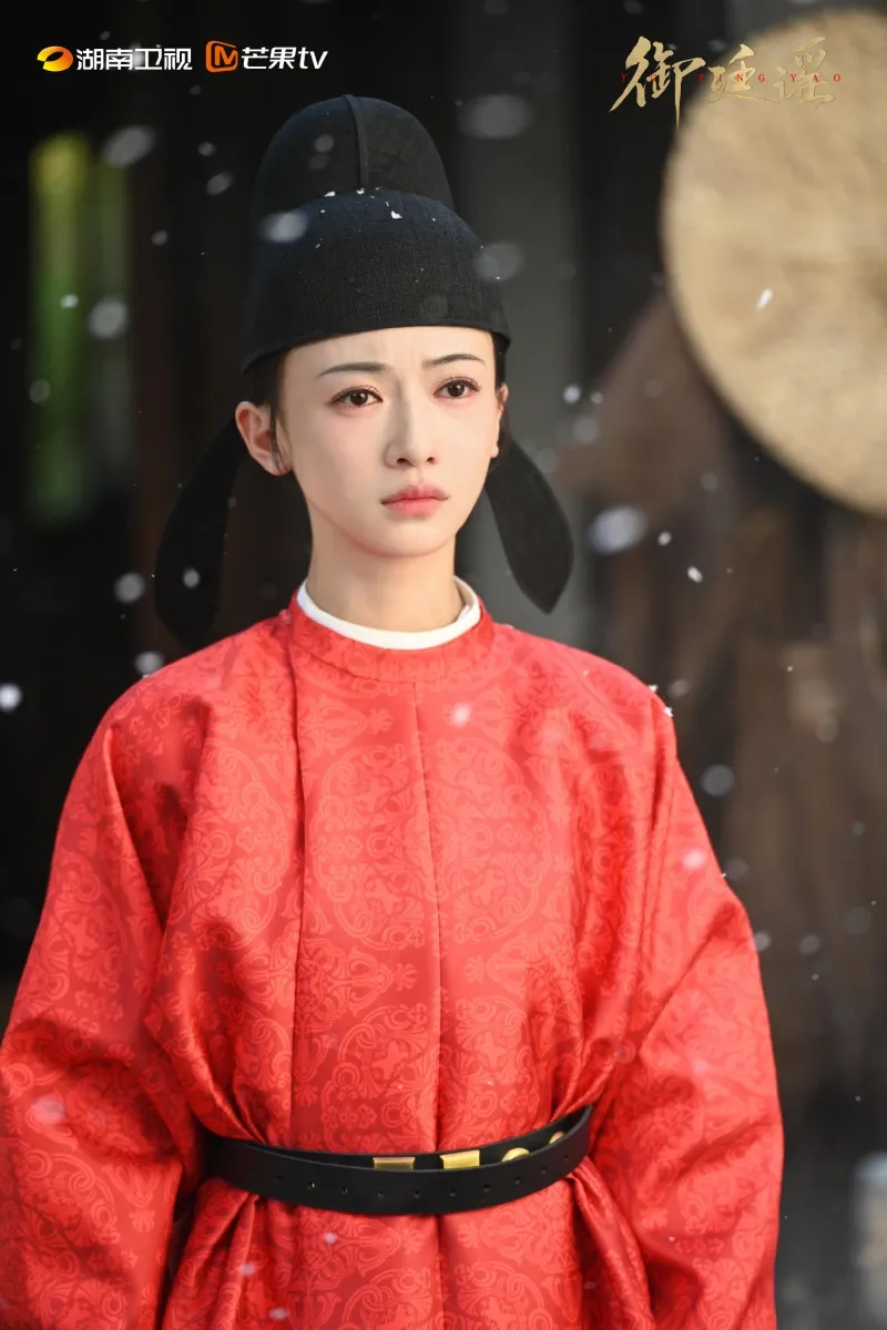 voh-ngu-dinh-dao-mo-man-bung-no-nhung-cang-ve-sau-cang-duoi-15