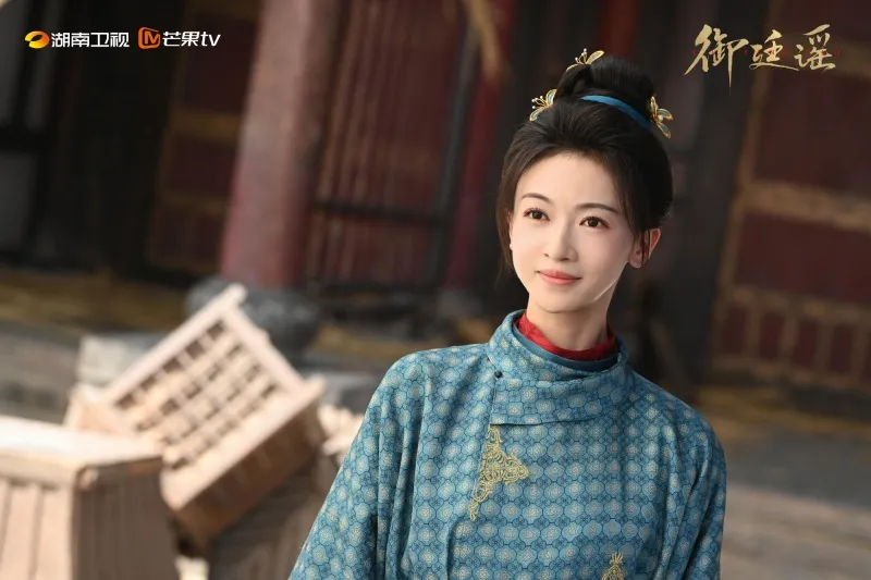 voh-ngu-dinh-dao-mo-man-bung-no-nhung-cang-ve-sau-cang-duoi-7