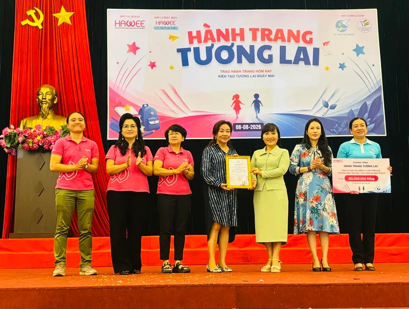 trao ban bieu trung