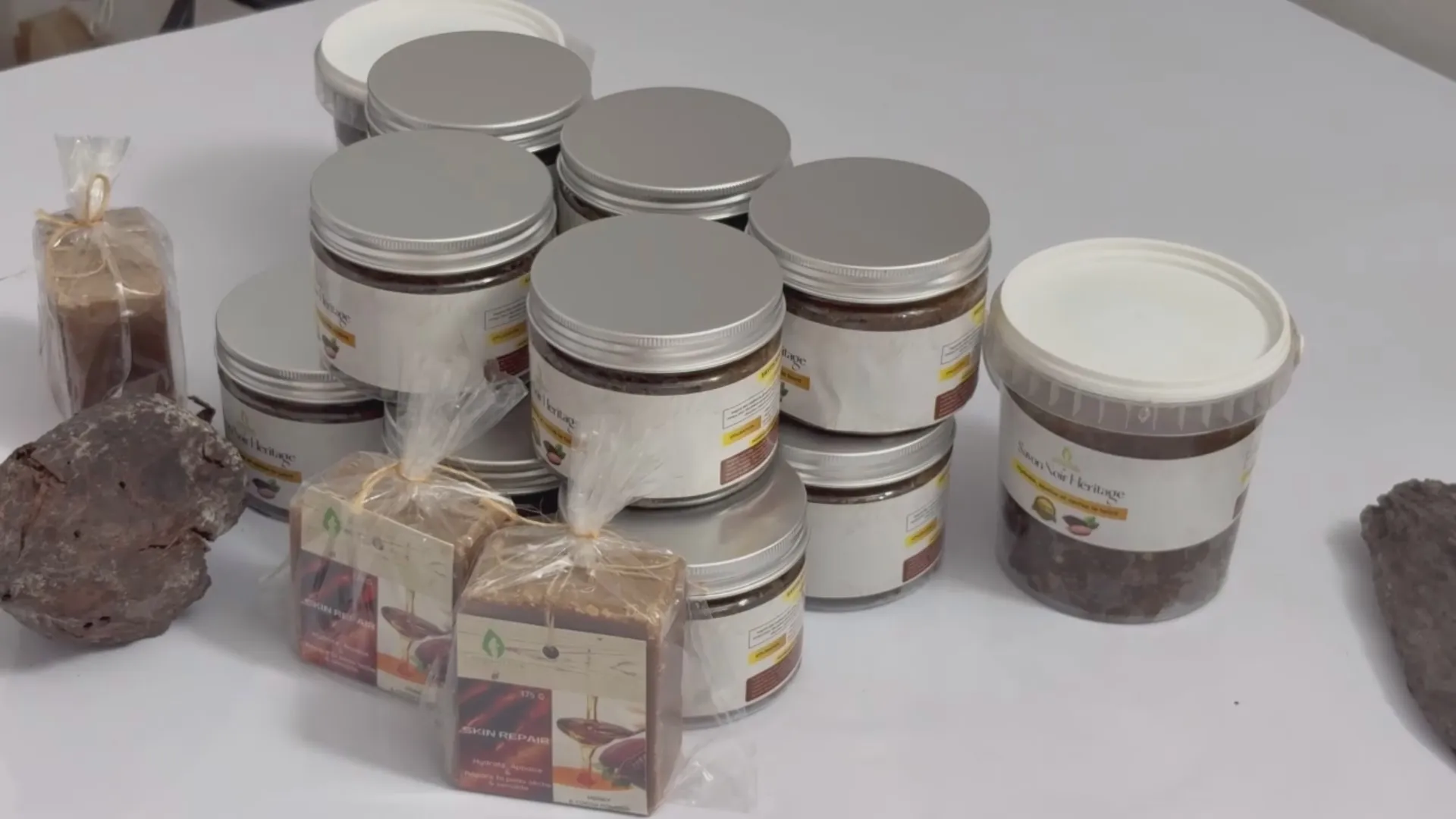 Biến phụ phẩm cacao thành sản phẩm làm đẹp - Ảnh 3. Biến phụ phẩm cacao thành sản phẩm làm đẹp - Ảnh 3.