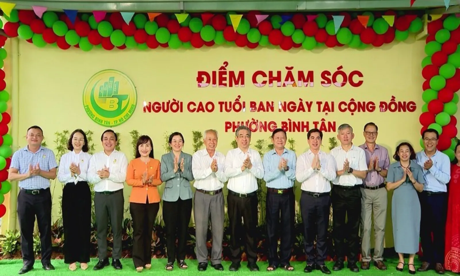 Chăm sóc người cao tuổi ngay tại cộng đồng