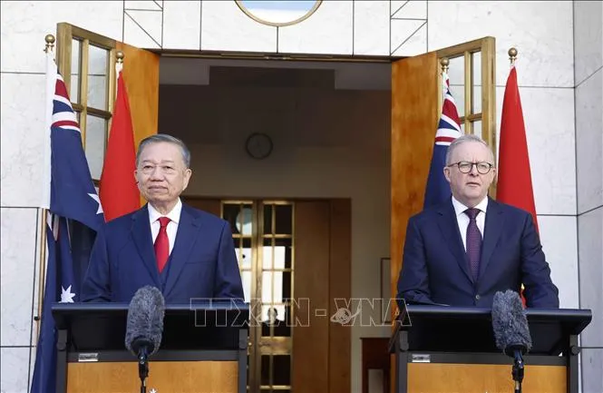 Tổng Bí thư, Chủ tịch nước Tô Lâm và Thủ tướng Australia Anthony Albanese gặp gỡ báo chí. Ảnh: Thống Nhất/TTXVN