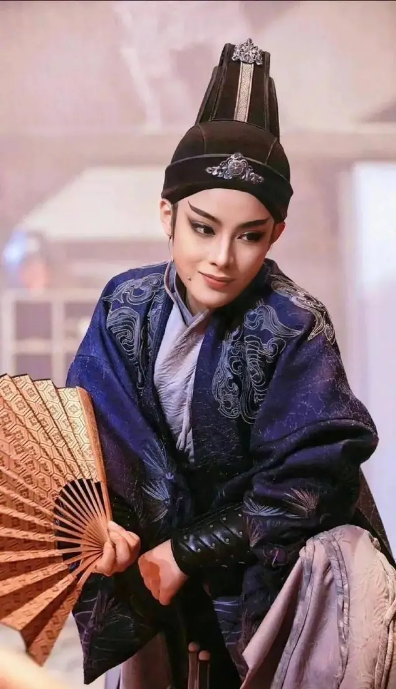 voh-tieu-su-tran-le-quan-h-3