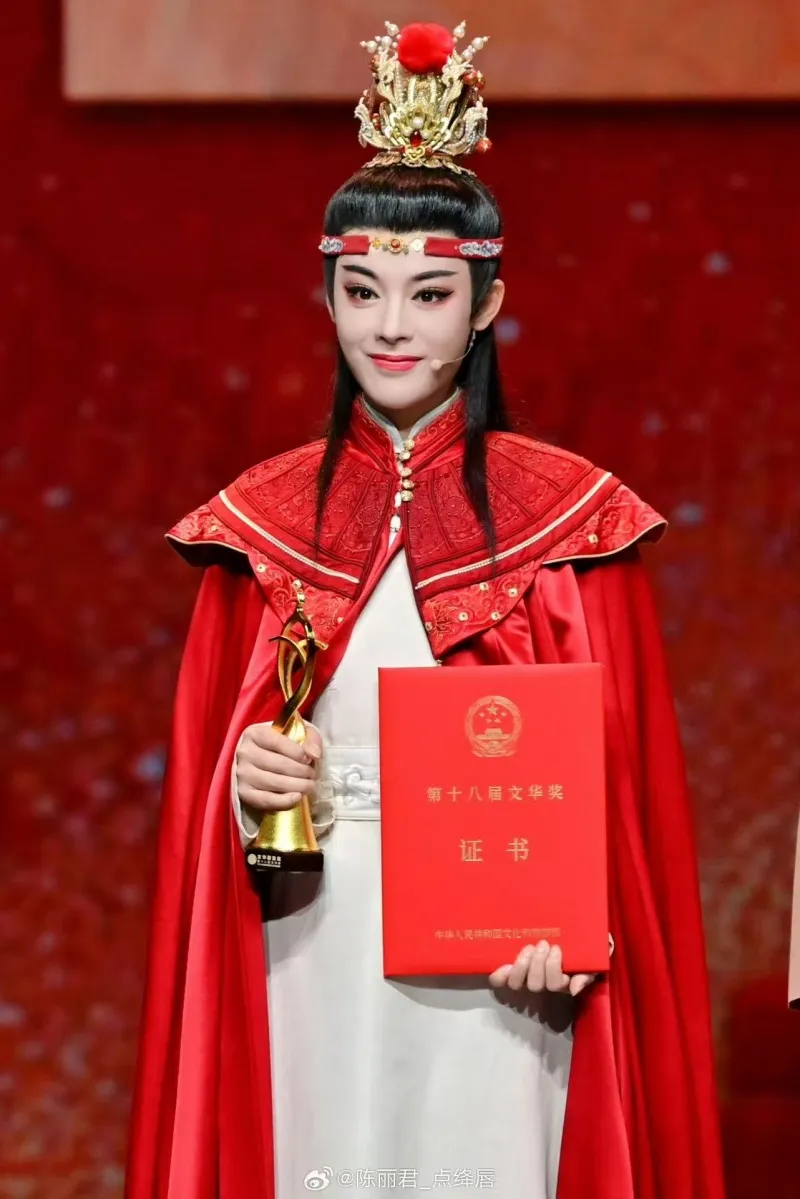 voh-tieu-su-tran-le-quan-h-6