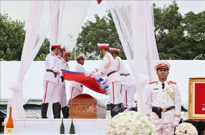 Lễ truy điệu đồng chí Xaysomphone Phomvihane, Ủy viên Bộ Chính trị, Chủ tịch Quốc hội Lào. Ảnh: Phương Hoa/TTXVN.
