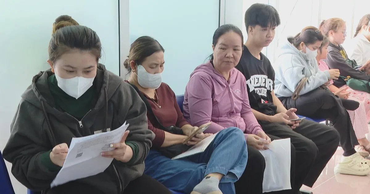 Tăng tuyển dụng, doanh nghiệp vẫn khó tìm lao động