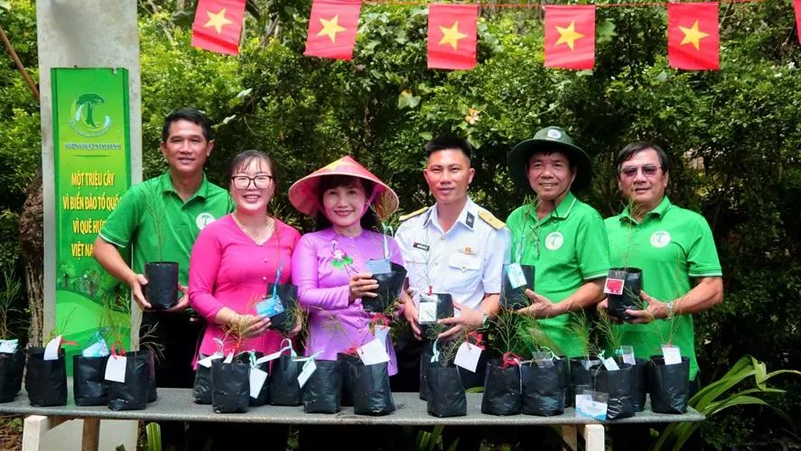 uom-cay-gui-truong-sa_20260813132732