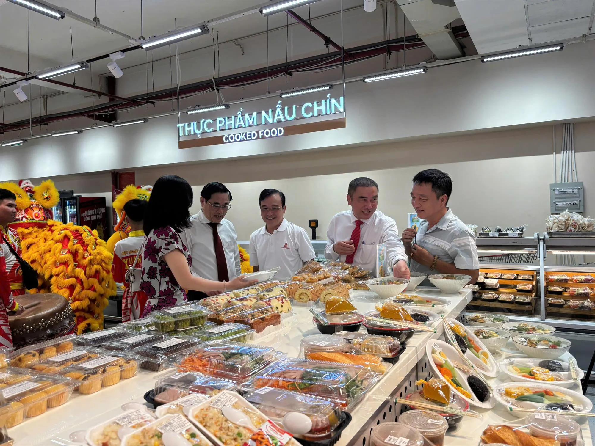 Không gian mua sắm mới tại Co.opmart Đà Nẵng