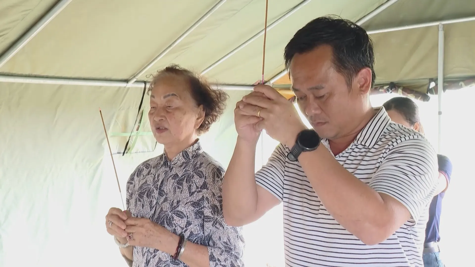 Lực lượng chức năng xử lý hơn 300 m3 đất, mở rộng tìm kiếm tại Khu A và Khu B 