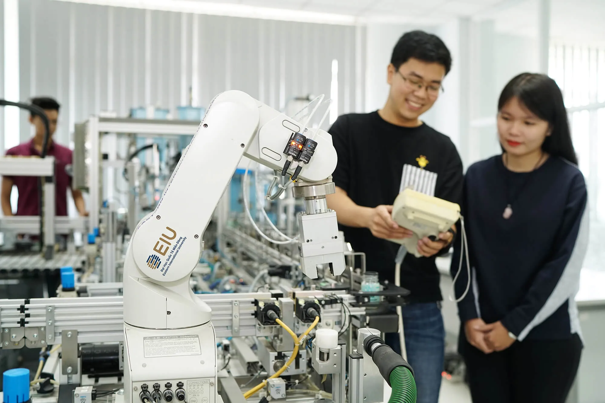 Đổi mới sáng tạo từ khu công nghiệp đến đô thị - Ảnh 10. Đổi mới sáng tạo từ khu công nghiệp đến đô thị - Ảnh 10.