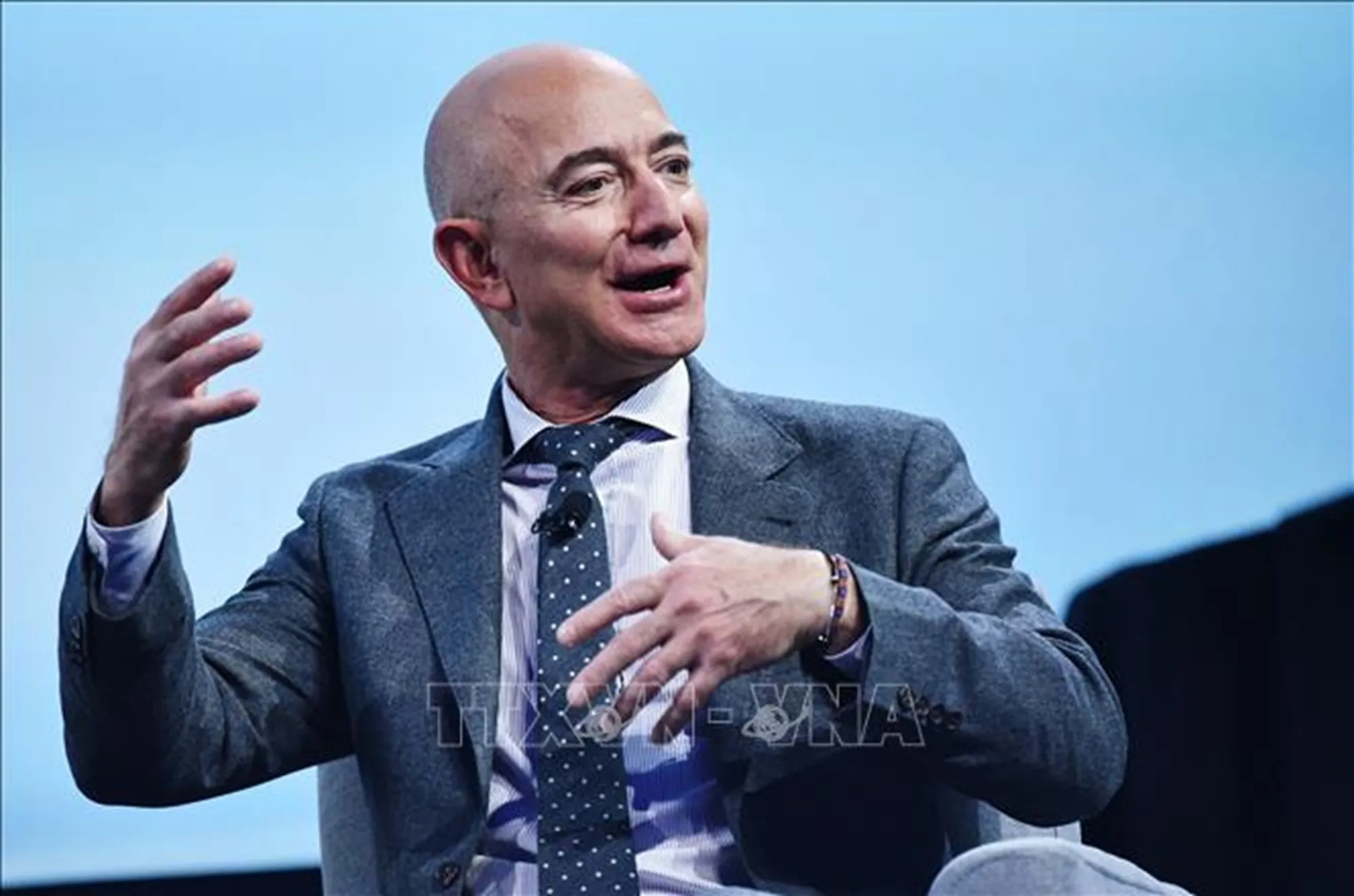 Tỷ phú Jeff Bezos - Ảnh: TTXVN