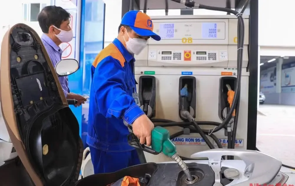 Tinh gọn, tăng hiệu quả, minh bạch hệ thống phân phối xăng dầu