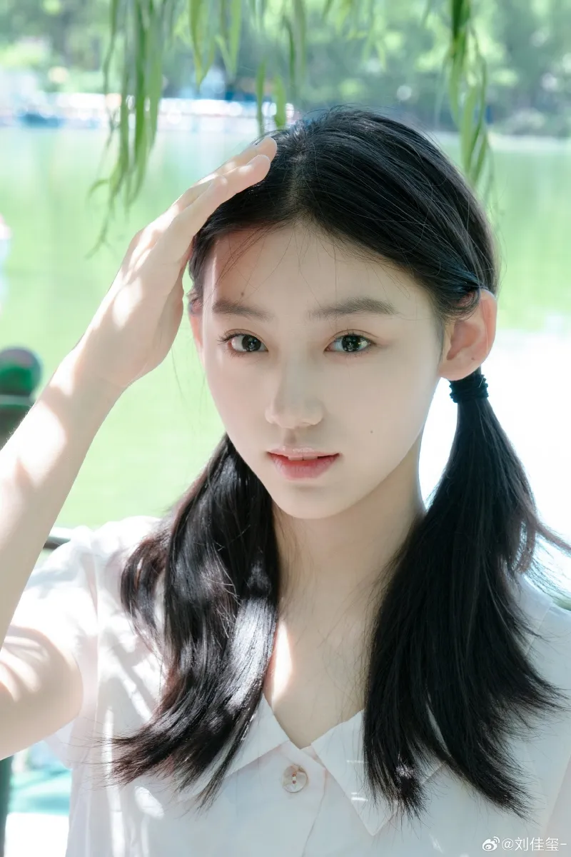voh-tieu-su-luu-giai-ti-42