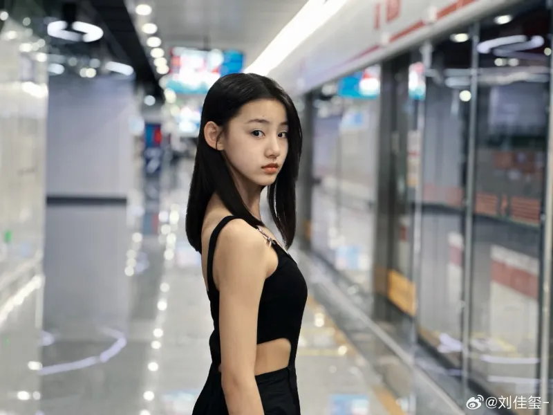 voh-tieu-su-luu-giai-ti-55