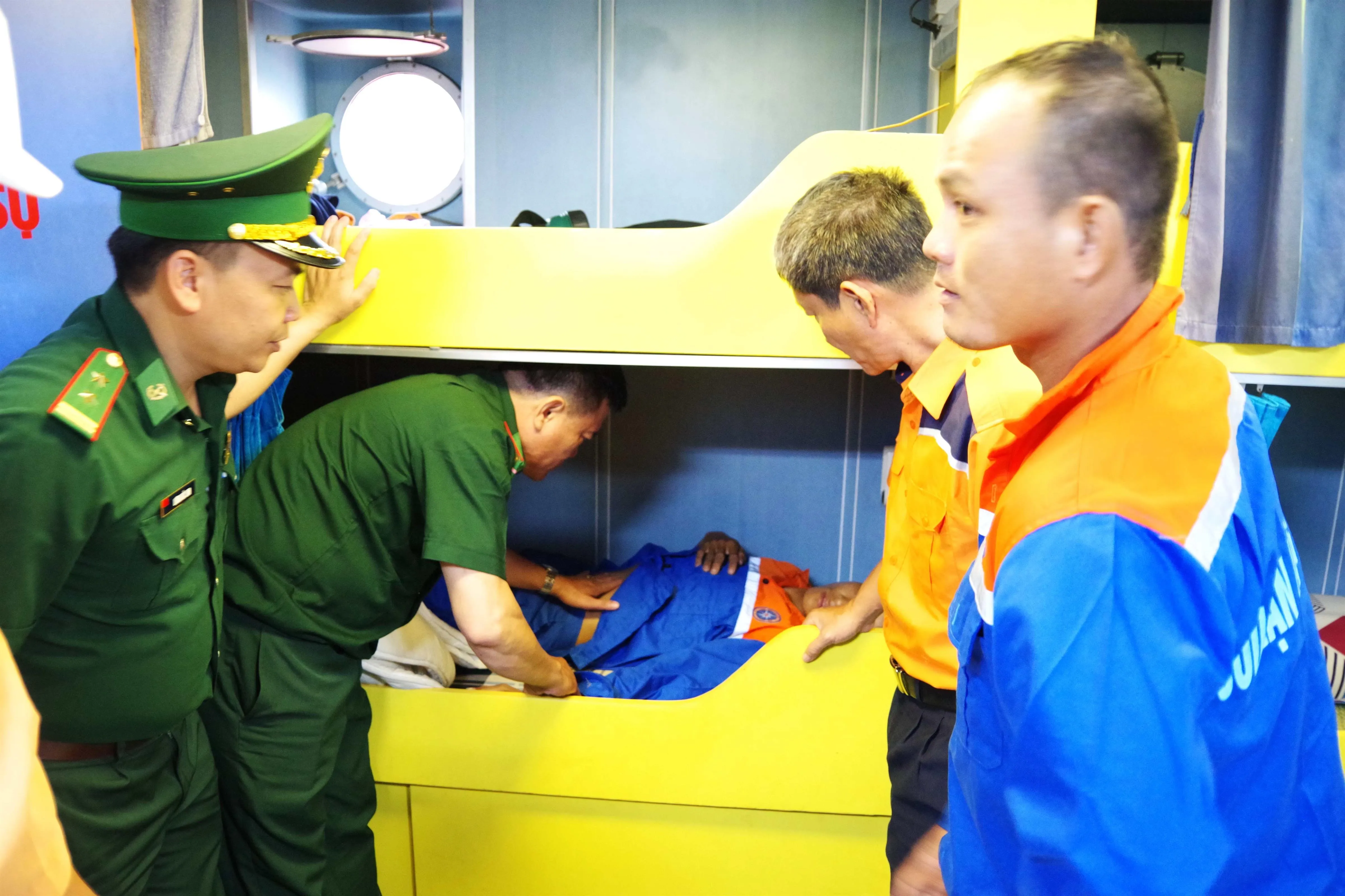 CN 01