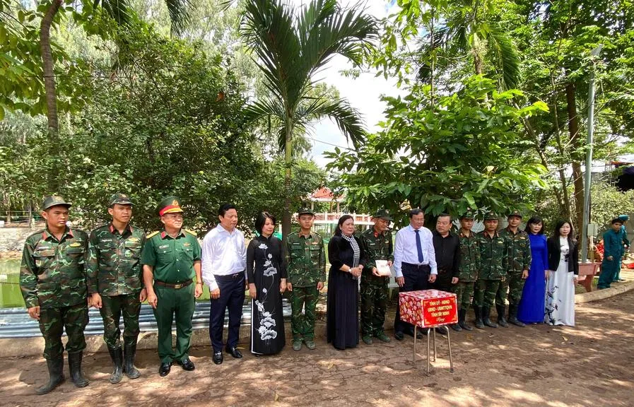 Đoàn công tác tỉnh Tây Ninh thăm hỏi, động viên lực lượng quy tập hài cốt liệt sĩ tại TPHCM
