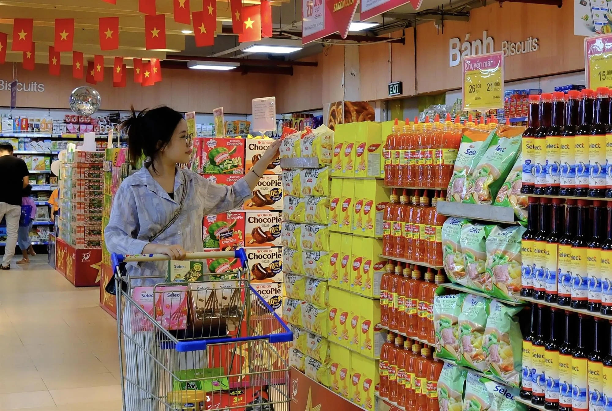 Hàng Việt được ưu tiên trưng bày tại các điểm bán của Saigon Co.op, giúp người tiêu dùng dễ nhận diện và lựa chọn.